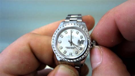 how to wind Rolex datejust